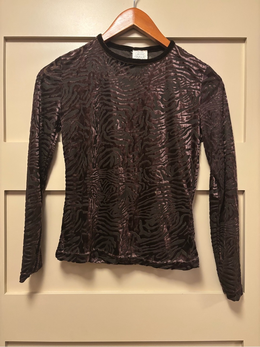 LA SENZA Vintage Devoré Velvet Mesh Slim Long Sleeve Animal Print Sheer Top